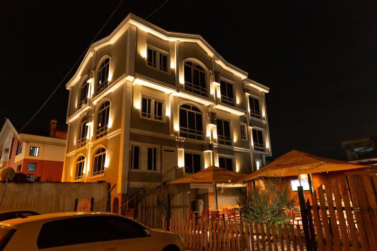 Triada Hotel 4*