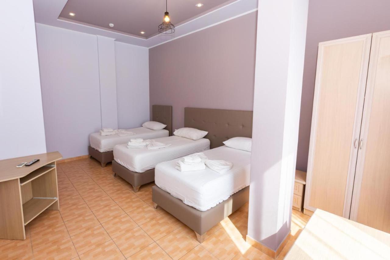 Triada Hotel Fushe-Kruje